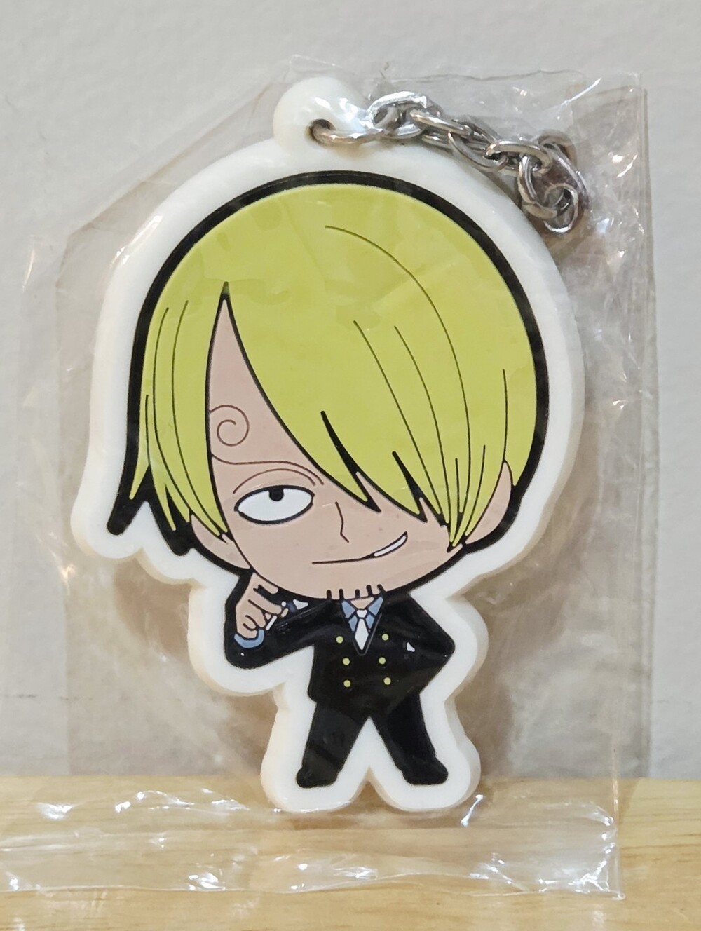 *4 for $20* One Piece Log Collection Sanji Rubber Charm Strap